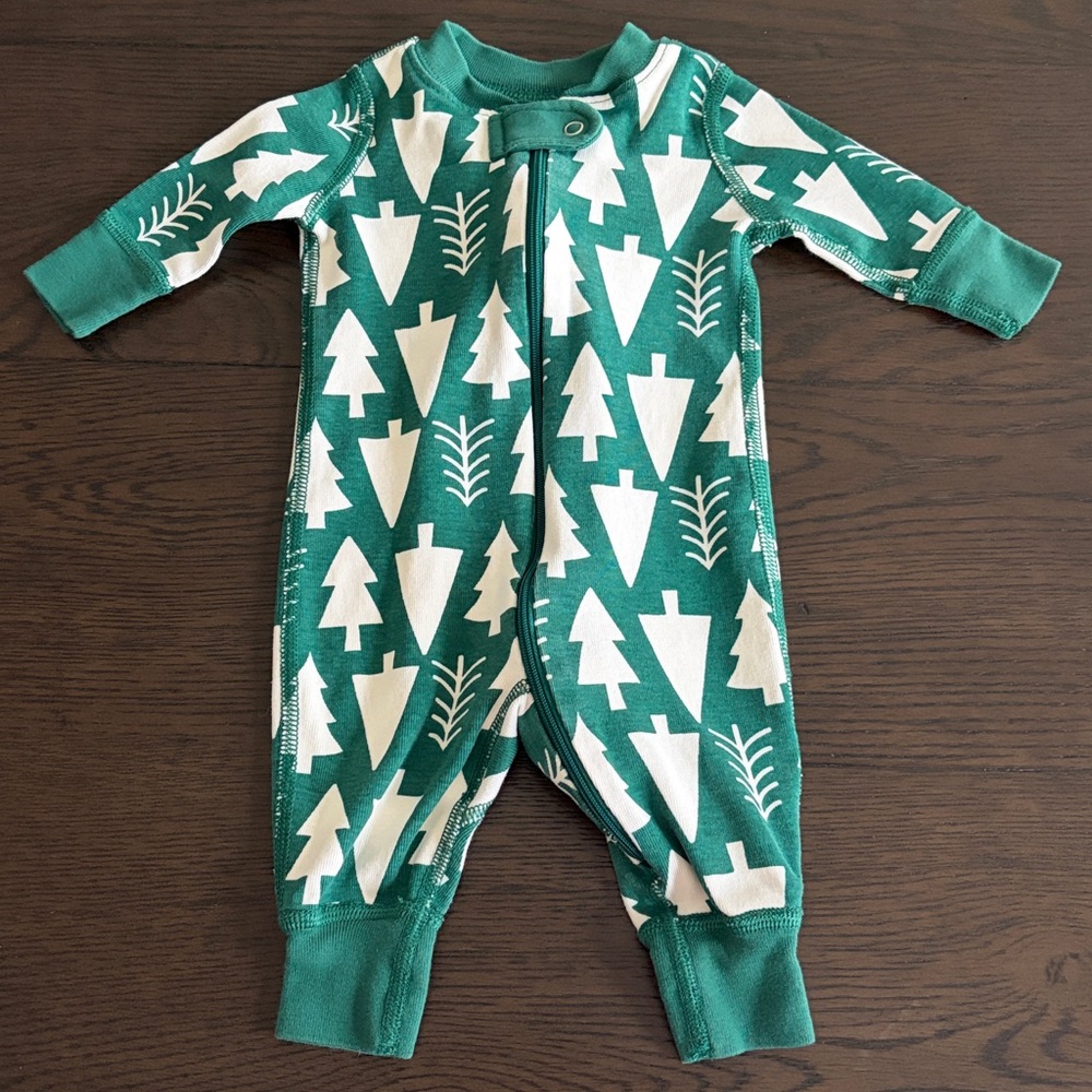 Hannah Anderson Winter Green Zip Sleeper (0-3M)